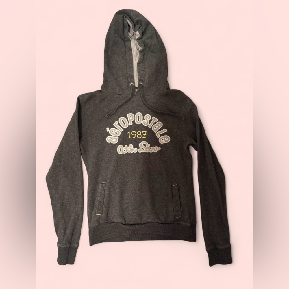 Vintage Y2K Aeropostale Hoodie Gray Logo Pullover Size Medium - Picture 3 of 9